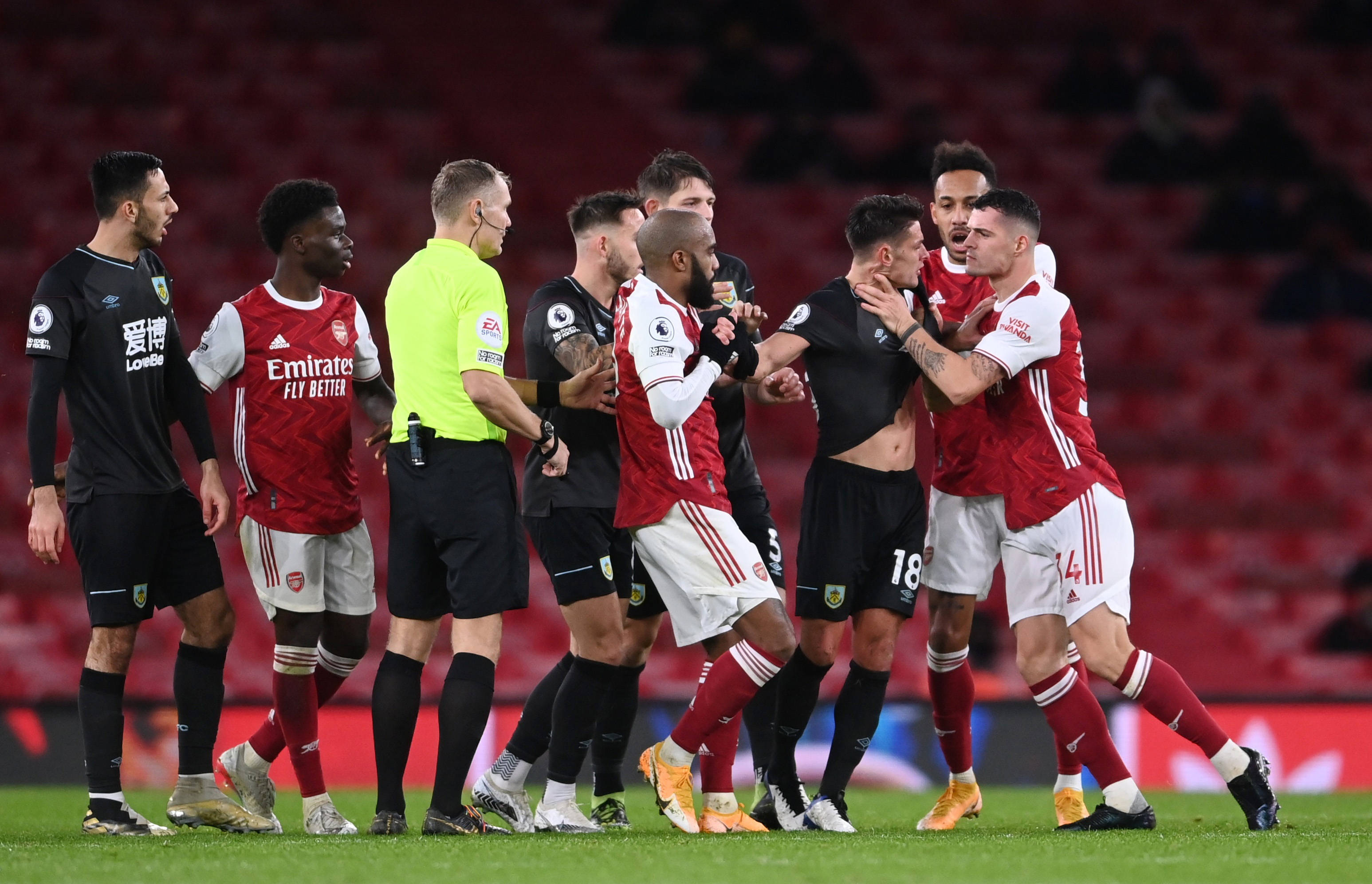 特点进行适 特点进行适